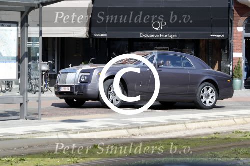 Amsterdam 23 maart 2017  
Ronnie Rosenbaum in zijn Rolls Royce in amsterdam zuid