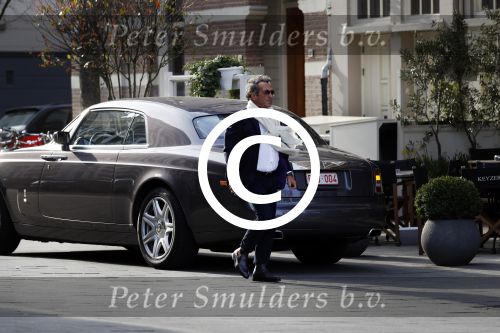 Amsterdam 23 maart 2017  
Ronnie Rosenbaum in zijn Rolls Royce in amsterdam zuid