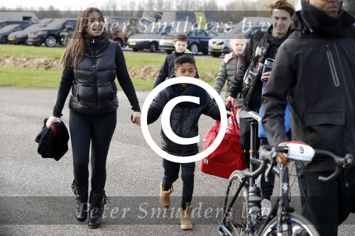 Biddinghuizen 5 maart 2017
De hollandse 100 op de ijsbaan in Biddinghuizen georganiseerd door Prins Bernhard. Patrick Kluivert met Rossana Kluivert Shane Nino en Demi