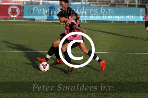 Amsterdam 30 maart 2017
Maxim Gullit en Ruben Kluivert tijdens training bij AFC.