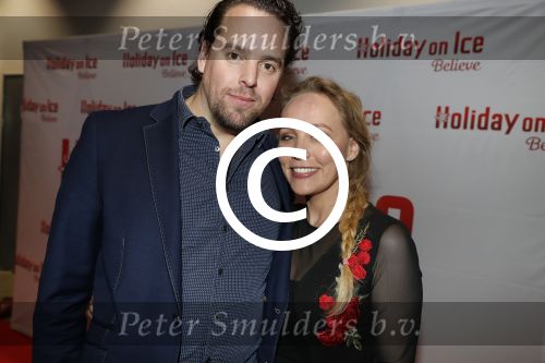 Utrecht 23 maart 2017
Premiere Holiday on ice in de jaarbeurs met Maxim en Rene Froger. Sabine Uitslag met haar echtgenoot Menno Braakman