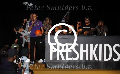 Amsterdam 26 maart 2017
Modeshow freshkids in the harbour club . kinderen en vrouwen van diverse voetballers liepen mee. Soufiane Touzani