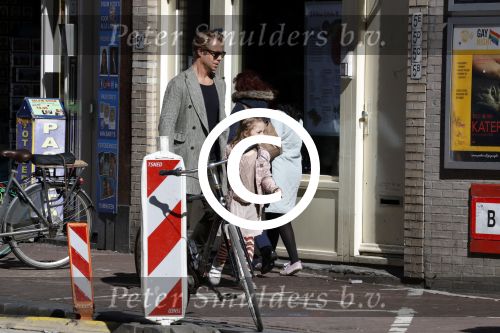 Amsterdam 25 maart 2017 
Thijs Romer en zijn dochter Sammie gaan met taxi naar de bioscoop