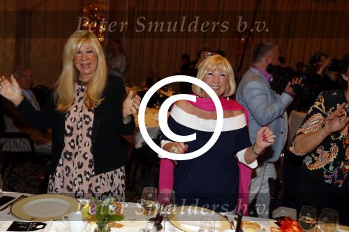 Amsterdam 27 maart 2017
Uitreiing strong woman award in het amstel Hotel. Willeke Alberti met Mary Borsato
