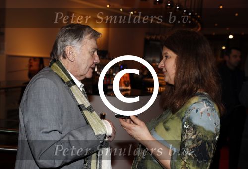 Amsterdam 18 maart 2017 
Premiere Gare de Lyon in het nieuwe de la mar theater. Willem Nijholt met arm in het gips. Karin Riethoven