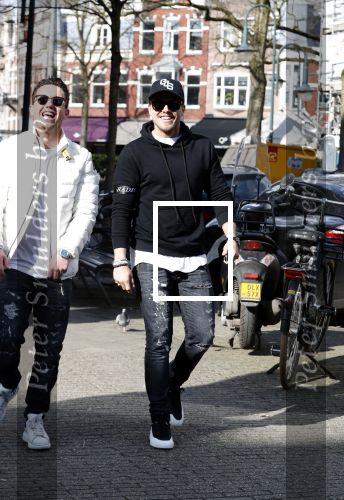 Amsterdam 14 maart 2018 
Andre Hazes jr  (met trouwring vader en ketting vader) op de cornelis schuytstraat .
Andre met zijn neef PA chauffeur en beste vriend Djarno Hofland