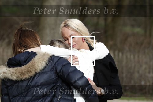 Den Haag 24 maart 2018
Barbie (Samantha de Jong) met haar kinderen Angelina en Milano en twee vriendinnen in een speeltuin.