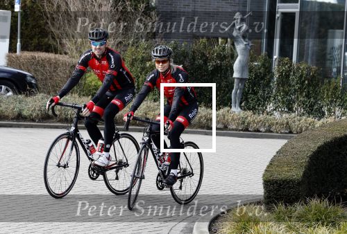 Ridderkerk 30 maart 2018
Presentatie sterren fiets team bij motel v d Valk Ridderkerk. Bas Muijs met vriendin