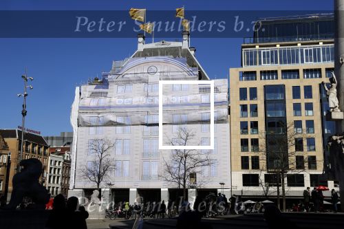 Amsterdam 19 maart 2018 
De Bijenkorf staat in de stijgers