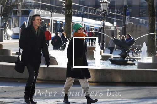 Amsterdam 19 maart 2018
Carice v Houten met haar vriend Guy Pierce op straat in Amsterdam