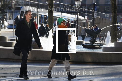 Amsterdam 19 maart 2018
Carice v Houten met haar vriend Guy Pierce op straat in Amsterdam