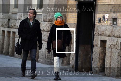 Amsterdam 19 maart 2018
Carice v Houten met haar vriend Guy Pierce op straat in Amsterdam