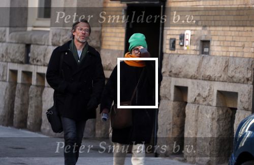 Amsterdam 19 maart 2018
Carice v Houten met haar vriend Guy Pierce op straat in Amsterdam