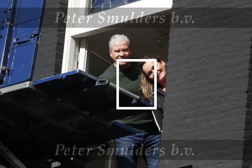 Amsterdam 12 maart 2018
Dries en Honoria Roelvink  verhuizen naar hun nieuwe appartement op de pc Hooftstraat