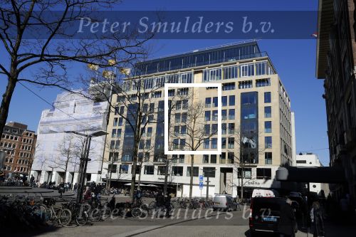 Amsterdam 19 maart 2018 
In dit complex op de dam heeft Edgar Davids twee appartementen gekocht