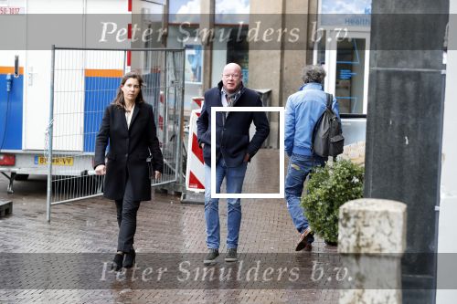 Den Haag 12 maart 2018
Fractievoorzitters Klaas Dijkhoff (VVD), Jesse Klaver (Groen Links), Lilian Marijnissen (SP) en Thierry Baudet (FvD) zijn met elkaar in gesprek in het Libelle Nieuwscafe ( Dudok). Frits Wester met een collega