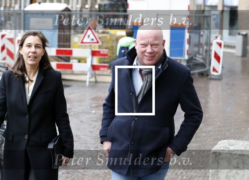 Den Haag 12 maart 2018
Fractievoorzitters Klaas Dijkhoff (VVD), Jesse Klaver (Groen Links), Lilian Marijnissen (SP) en Thierry Baudet (FvD) zijn met elkaar in gesprek in het Libelle Nieuwscafe ( Dudok). Frits Wester met een collega