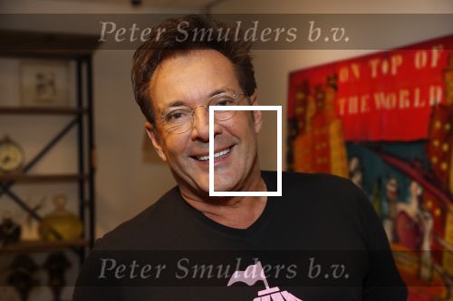 de Kwakel 23 maart 2018
Gerard Joling met nieuwe t shirts op kantoor van Entertainment.nl