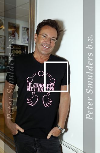 de Kwakel 23 maart 2018
Gerard Joling met nieuwe t shirts op kantoor van Entertainment.nl