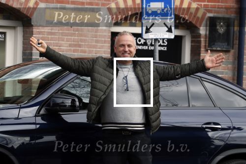Amsterdam 4 april 2018 
Gordon stapt uit zijn mercedes SUV > Hij is veel kg afgevallen