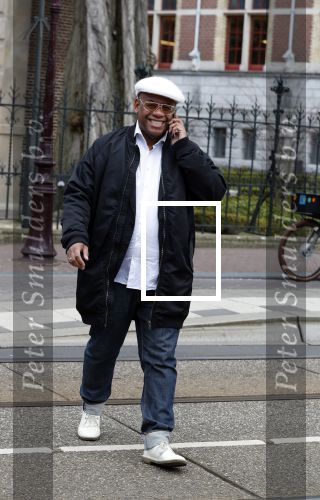 Amsterdam 21 maart 2018 
Howard Komproe op straat in Amsterdam