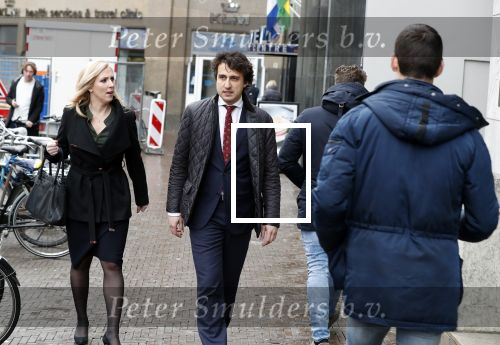 Den Haag 12 maart 2018
Fractievoorzitters Klaas Dijkhoff (VVD), Jesse Klaver (Groen Links), Lilian Marijnissen (SP) en Thierry Baudet (FvD) zijn met elkaar in gesprek in het Libelle Nieuwscafe ( Dudok)