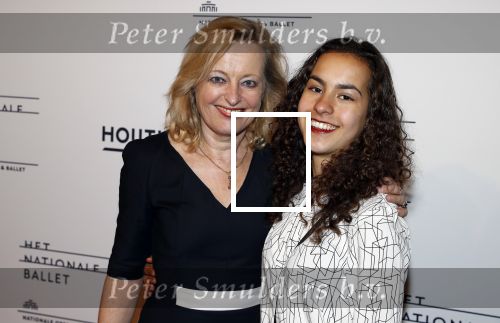 Amsterdam 24 maart 2018
premiÃ¨re Dutch Doubles ballet in de stopera. Jet Bussemaker met dochter