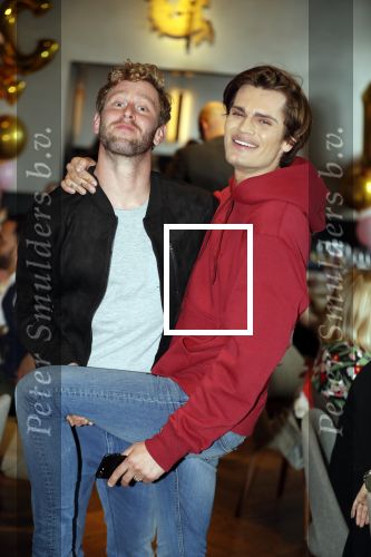 Amsterdam 21 maart 2018 
1 jarig bestaan van het blad van Chantal janzen C. Chantal ( zwanger)  kwam met haar man Marco Geeratz . Koen Kardashian en ...