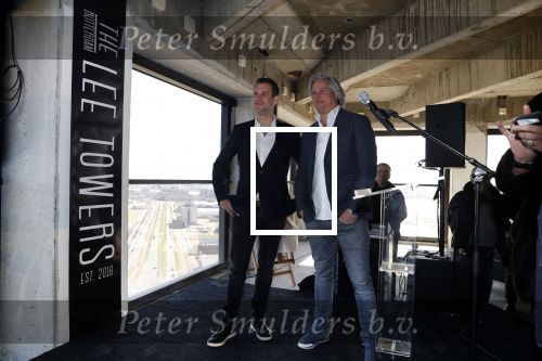Rotterdam 20 maart 2018
Presentatie van ve woontorens met de naam THE LEE TOWERS in Rotterdam. Het is een project van Lee Foolen Tom Foolen Marc Reijs en Tom Bakkers.
Lee Towers en zijn vrouw Laura waren natuurlijk aanwezig.