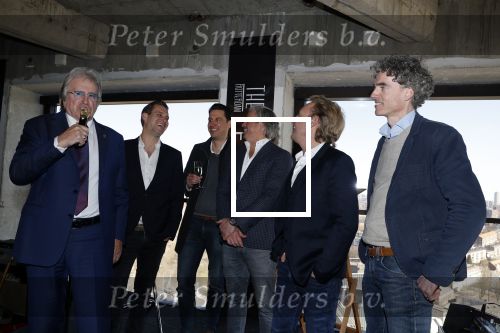 Rotterdam 20 maart 2018
Presentatie van ve woontorens met de naam THE LEE TOWERS in Rotterdam. Het is een project van Lee Foolen Tom Foolen Marc Reijs en Tom Bakkers.
Lee Towers en zijn vrouw Laura waren natuurlijk aanwezig.