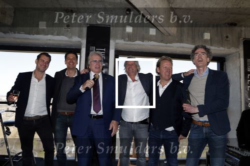 Rotterdam 20 maart 2018
Presentatie van ve woontorens met de naam THE LEE TOWERS in Rotterdam. Het is een project van Lee Foolen Tom Foolen Marc Reijs en Tom Bakkers.
Lee Towers en zijn vrouw Laura waren natuurlijk aanwezig.