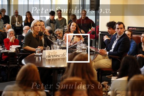 Den Haag 12 maart 2018
Fractievoorzitters Klaas Dijkhoff (VVD), Jesse Klaver (Groen Links), Lilian Marijnissen (SP) en Thierry Baudet (FvD) zijn met elkaar in gesprek in het Libelle Nieuwscafe ( Dudok)