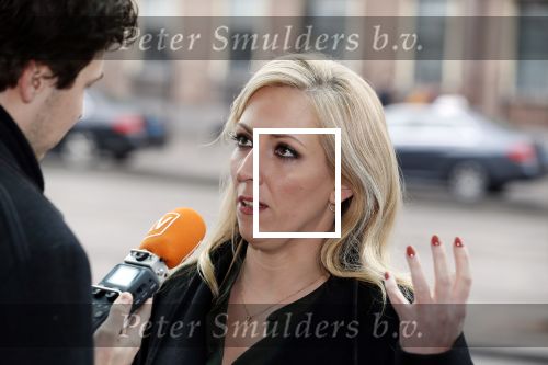 Den Haag 12 maart 2018
Fractievoorzitters Klaas Dijkhoff (VVD), Jesse Klaver (Groen Links), Lilian Marijnissen (SP) en Thierry Baudet (FvD) zijn met elkaar in gesprek in het Libelle Nieuwscafe ( Dudok)