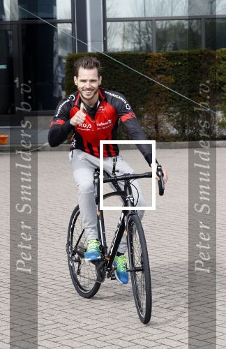 Ridderkerk 30 maart 2018
Presentatie sterren fiets team bij motel v d Valk Ridderkerk. Marius shownieuws