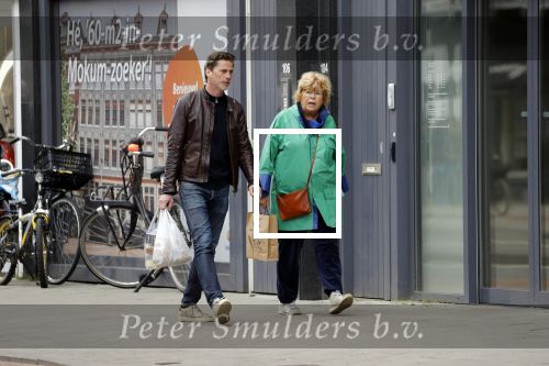Amsterdam 15 maart 2018 
Mark v d Loo met zijn moeder in Amsterdam zuid