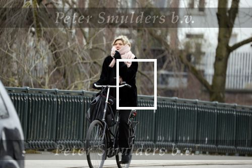 Amsterdam 23 maart 2018
Medina Schuurman op de fiets in Amsterdam