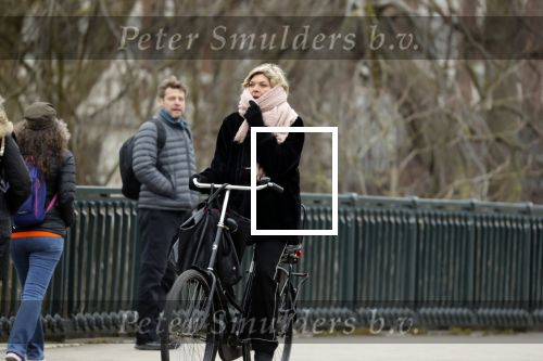 Amsterdam 23 maart 2018
Medina Schuurman op de fiets in Amsterdam
