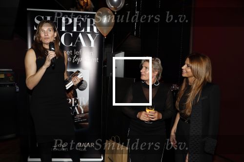 Amsterdam 15 maart 2018 
Boekpresentatie Olcay Gulsen in Conservatorium hotel. Olcay met de schrijfster van het boek Karin Kuijpers