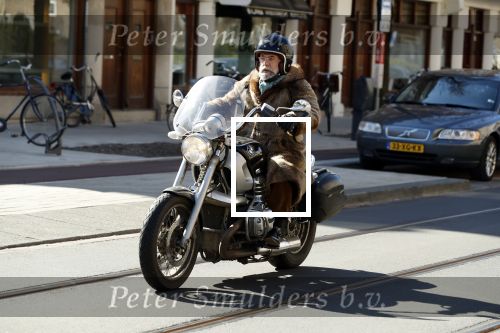 Amsterdam 19 maart 2018 
Oscar Hammerstein in bontjas op zijn BMW motor.