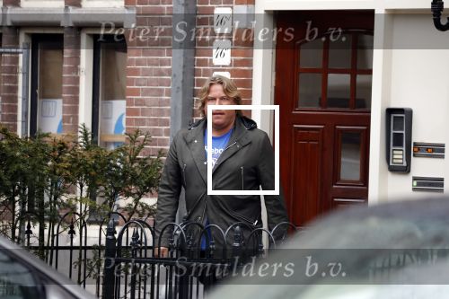 Amsterdam 13 maart 2018 
Robert Jensen gaat sigaren kopen en boodschappen.