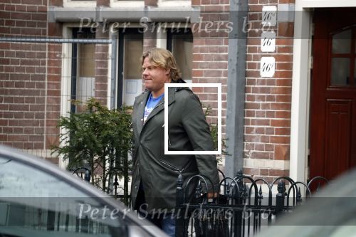Amsterdam 13 maart 2018 
Robert Jensen gaat sigaren kopen en boodschappen.