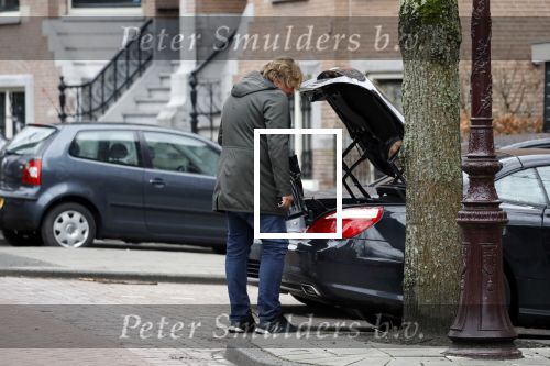 Amsterdam 13 maart 2018 
Robert Jensen gaat sigaren kopen en boodschappen.