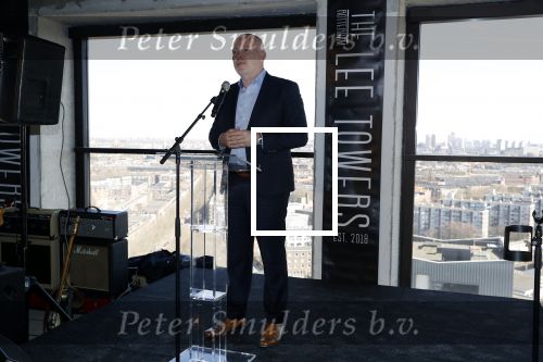 Rotterdam 20 maart 2018
Presentatie van ve woontorens met de naam THE LEE TOWERS in Rotterdam. Het is een project van Lee Foolen Tom Foolen Marc Reijs en Tom Bakkers.
Lee Towers en zijn vrouw Laura waren natuurlijk aanwezig. wethouder gemeente Rotterdam Robert Simons