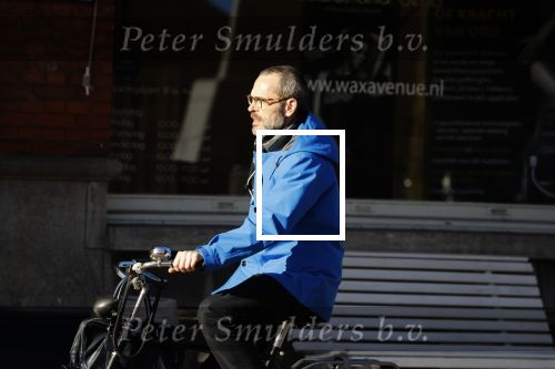 Amsterdam 20 maart 2018 
Rolf Snoeren ( Viktor en Rolf) op de fiets in Amsterdam zuid. Hij rijdt naar zijn villa/huis.