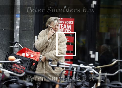 Amsterdam 23 maart 2018 
Saskia Noort doet boodschappen in Amsterdam