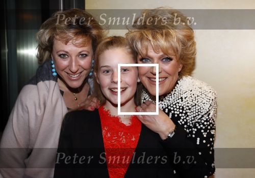 Amsterdam 12 maart 2018
Premiere Dorst in het delamar theater. Simone Kleinsma met dochter Guus Verstraete en kleindochter