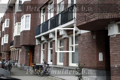Amsterdam 7 april 2018
Susan Visser met vriendin en hondje in het Vondelpark. Susan haar huis