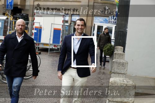 Den Haag 12 maart 2018
Fractievoorzitters Klaas Dijkhoff (VVD), Jesse Klaver (Groen Links), Lilian Marijnissen (SP) en Thierry Baudet (FvD) zijn met elkaar in gesprek in het Libelle Nieuwscafe ( Dudok)
