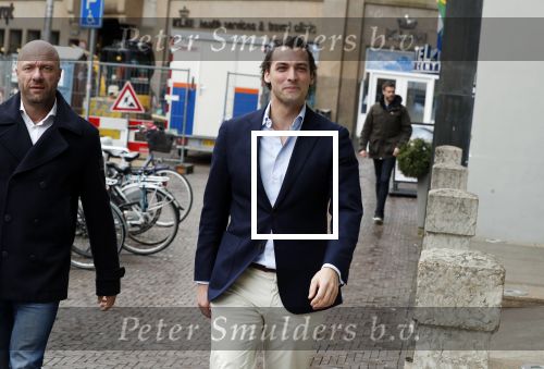 Den Haag 12 maart 2018
Fractievoorzitters Klaas Dijkhoff (VVD), Jesse Klaver (Groen Links), Lilian Marijnissen (SP) en Thierry Baudet (FvD) zijn met elkaar in gesprek in het Libelle Nieuwscafe ( Dudok)
