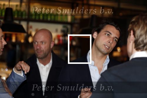 Den Haag 12 maart 2018
Fractievoorzitters Klaas Dijkhoff (VVD), Jesse Klaver (Groen Links), Lilian Marijnissen (SP) en Thierry Baudet (FvD) zijn met elkaar in gesprek in het Libelle Nieuwscafe ( Dudok)